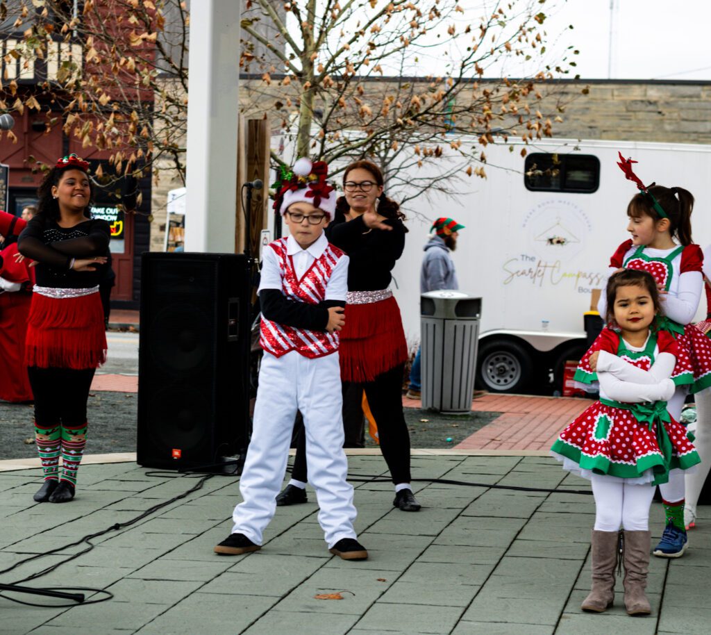 Gallery Mooresville Victorian Christmas